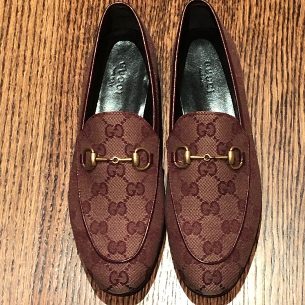 Gucci Womens's Jordaan GG Loafers 35.5 NEW
